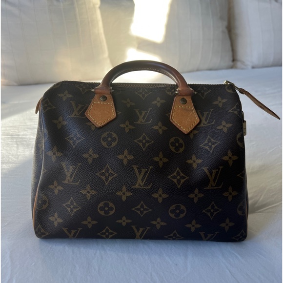 LOUIS VUITTON VINTAGE MONOGRAM SPEEDY 25 - Picture 6 of 17